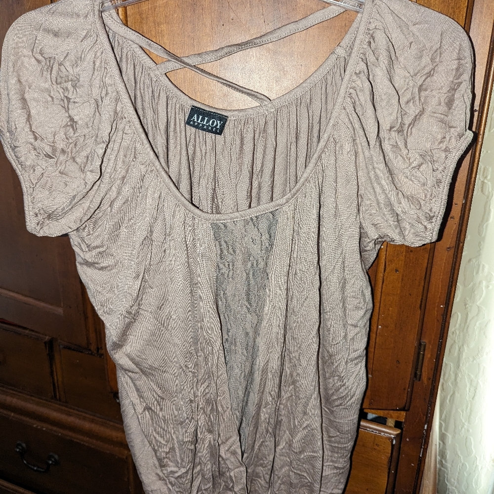 XL Alloy Lace Peekaboo Blouse